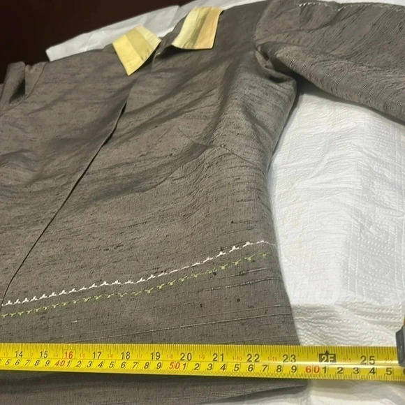 100 Thai silk green gray yellow open front Blazer  Size44. SHINAWATRA - Picture 14 of 16